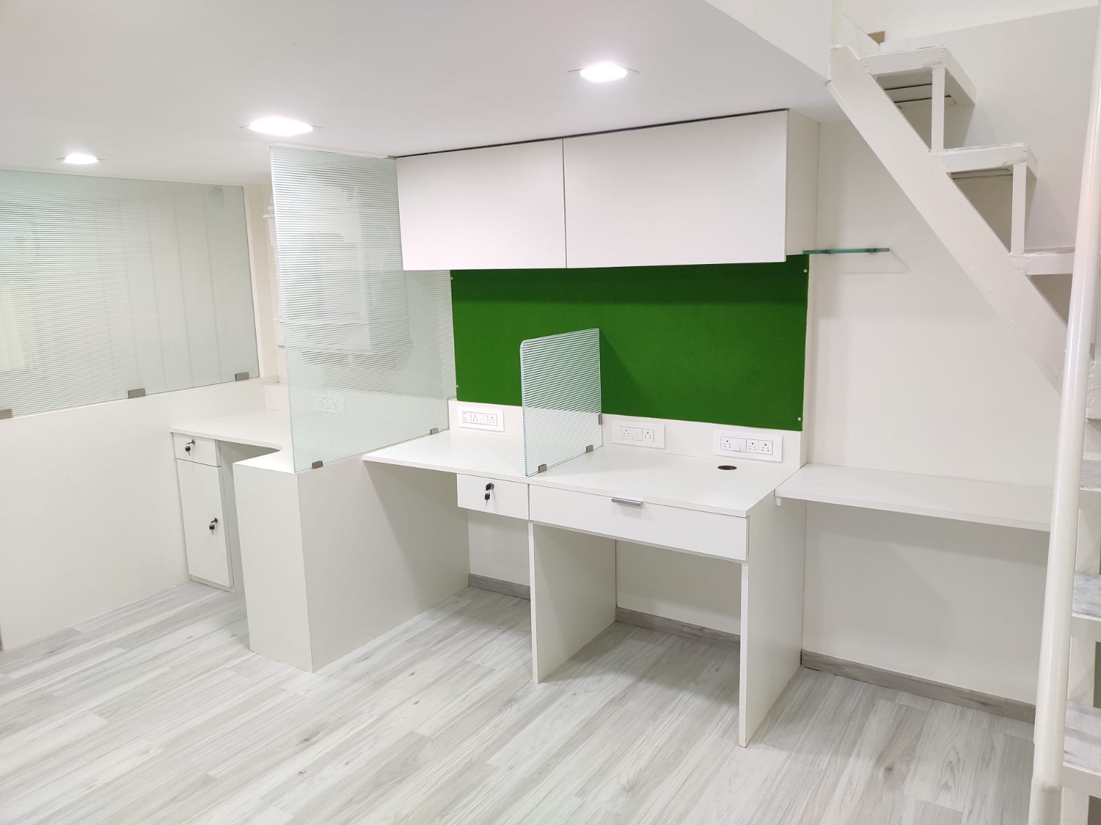 Crystal Plaza office interior 14